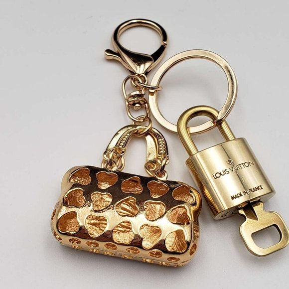 Auth Louis Vuitton Lock & Key with unbranded Bagcharm, Keycharm, Keychain - Picture 4 of 10